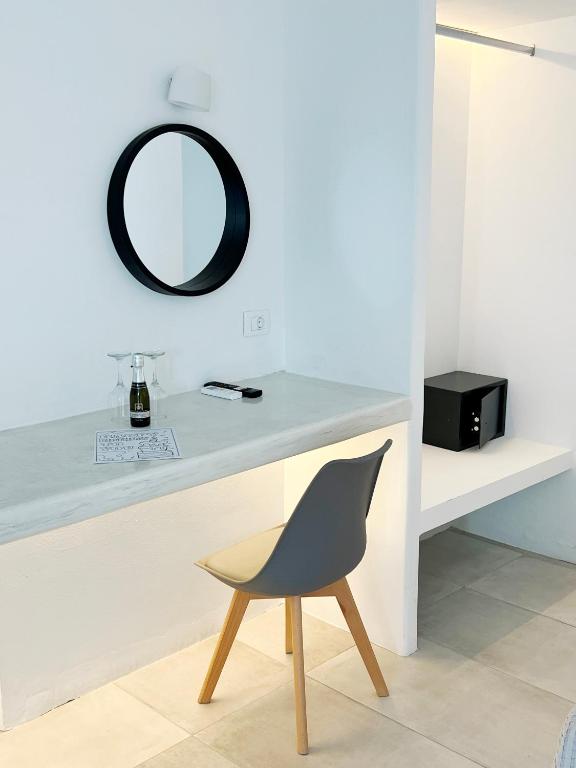 Fotografie z fotogalerie ubytování White Lily Suites & Lofts - Adults Only 16 Plus v destinaci Perivolos