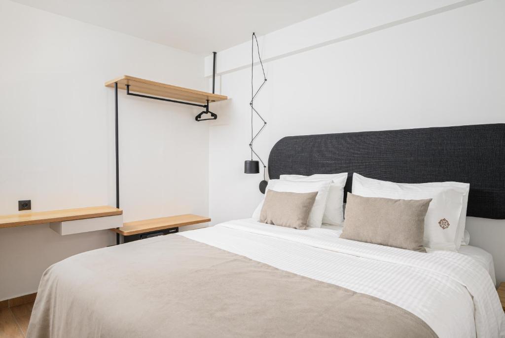 Casa di Gaga Luxury Suites - 12