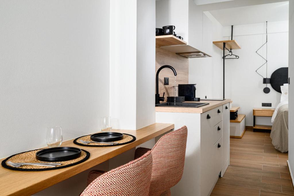 Casa di Gaga Luxury Suites - 15