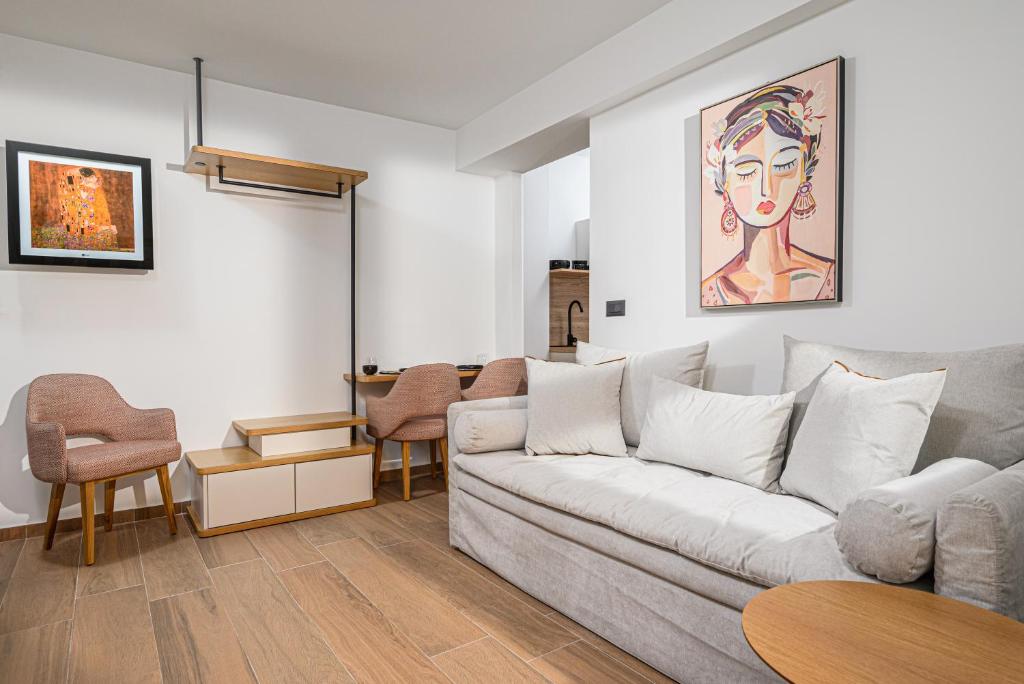 Casa di Gaga Luxury Suites - 14