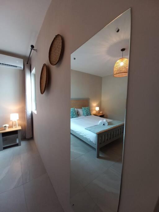 Postel nebo postele na pokoji v ubytování Bois Mapou Self Catering Apartments Unit 202
