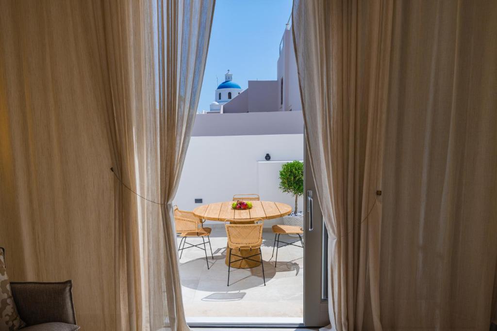 Fotografie z fotogalerie ubytování La Madeleine Oia v destinaci Oia