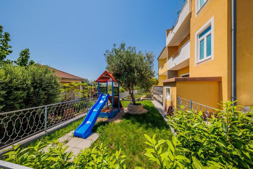 Zahrada ubytování Apartman Marija