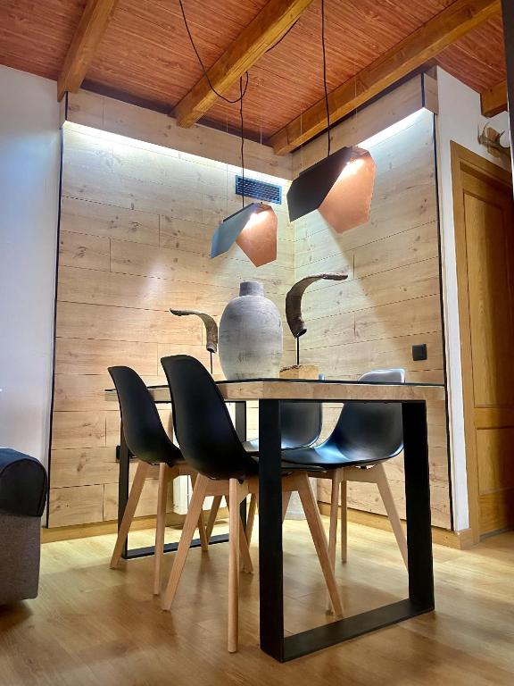 Fotografie z fotogalerie ubytování CAL DOMÈNEC RIALP - Dúplex con encanto - Se admiten mascotas v destinaci Rialp
