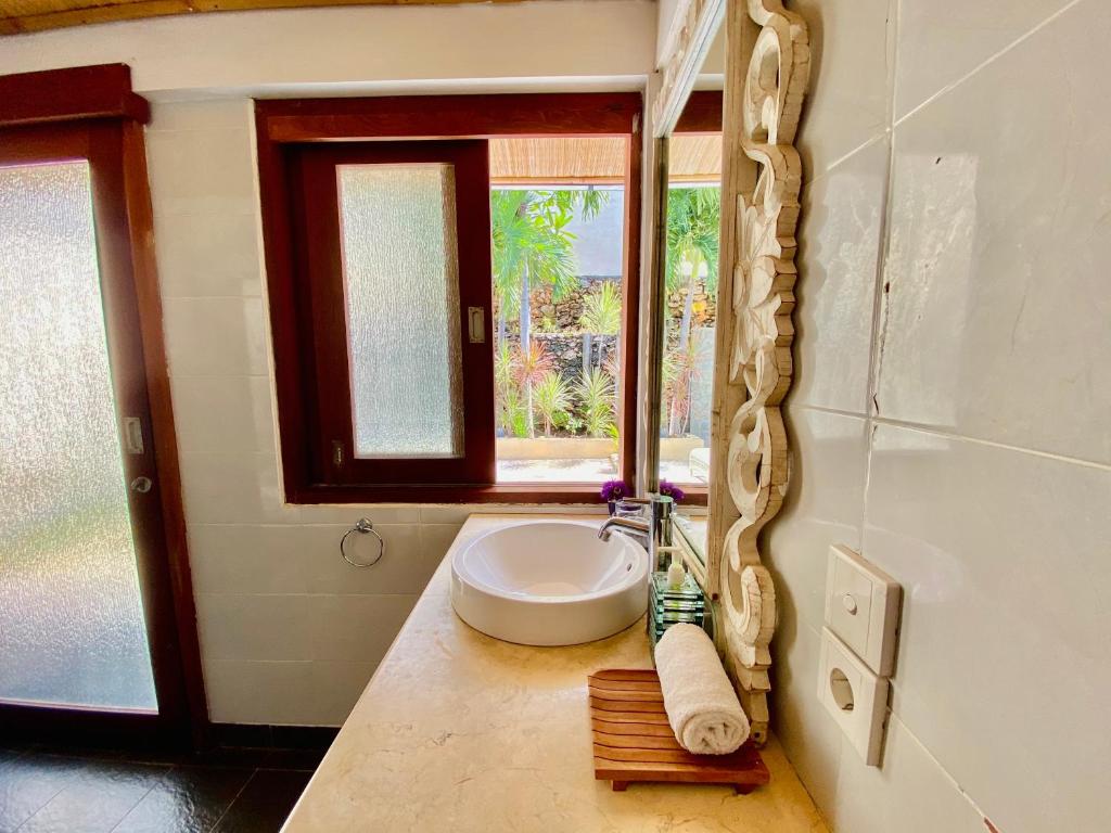 Lembongan Sanctuary Villas - 11