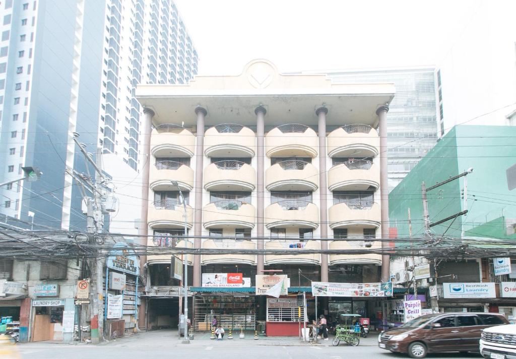 Mervin's Terraces by RedDoorz, Manila (aktualisierte Preise für 2024)