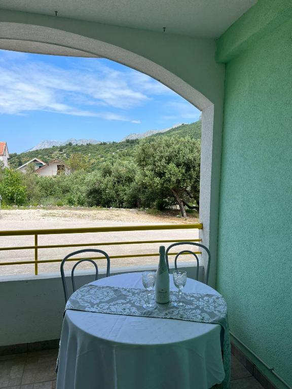 Balkón nebo terasa v ubytování apartmani Natali