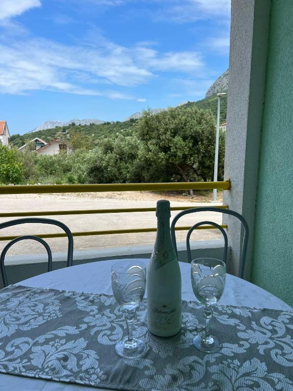 Balkón nebo terasa v ubytování apartmani Natali