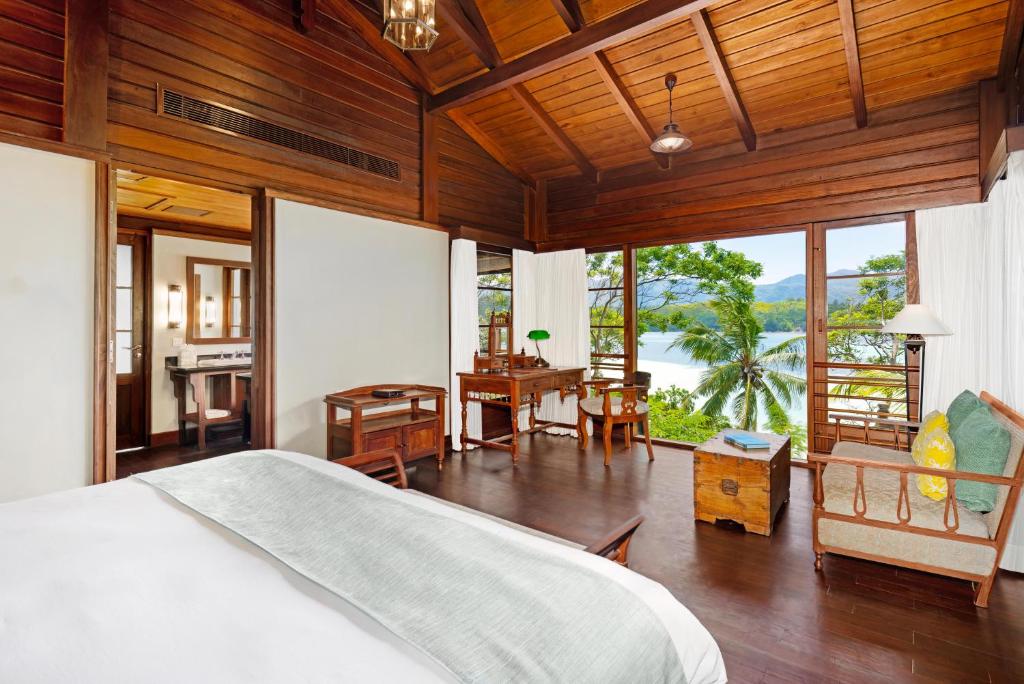 Postel nebo postele na pokoji v ubytování JA Enchanted Island Resort Seychelles