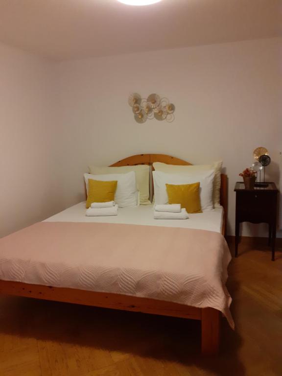 Small Luxury Palace Residence - Budget Double Room