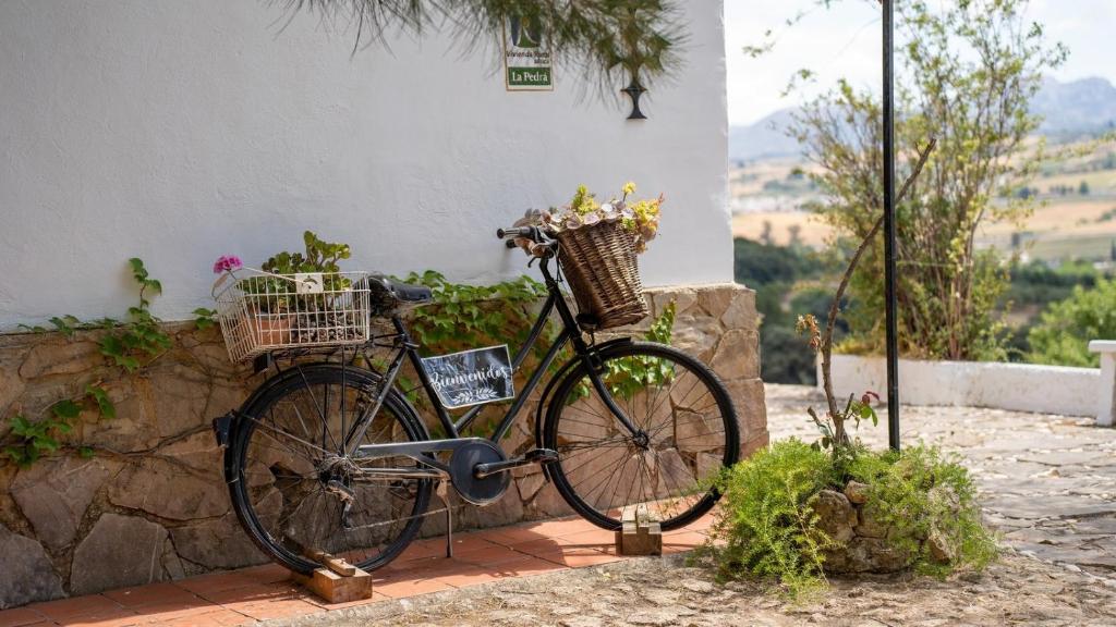 Jízda na kole v ubytování Casa La Pedra Ronda by Ruralidays nebo okolí