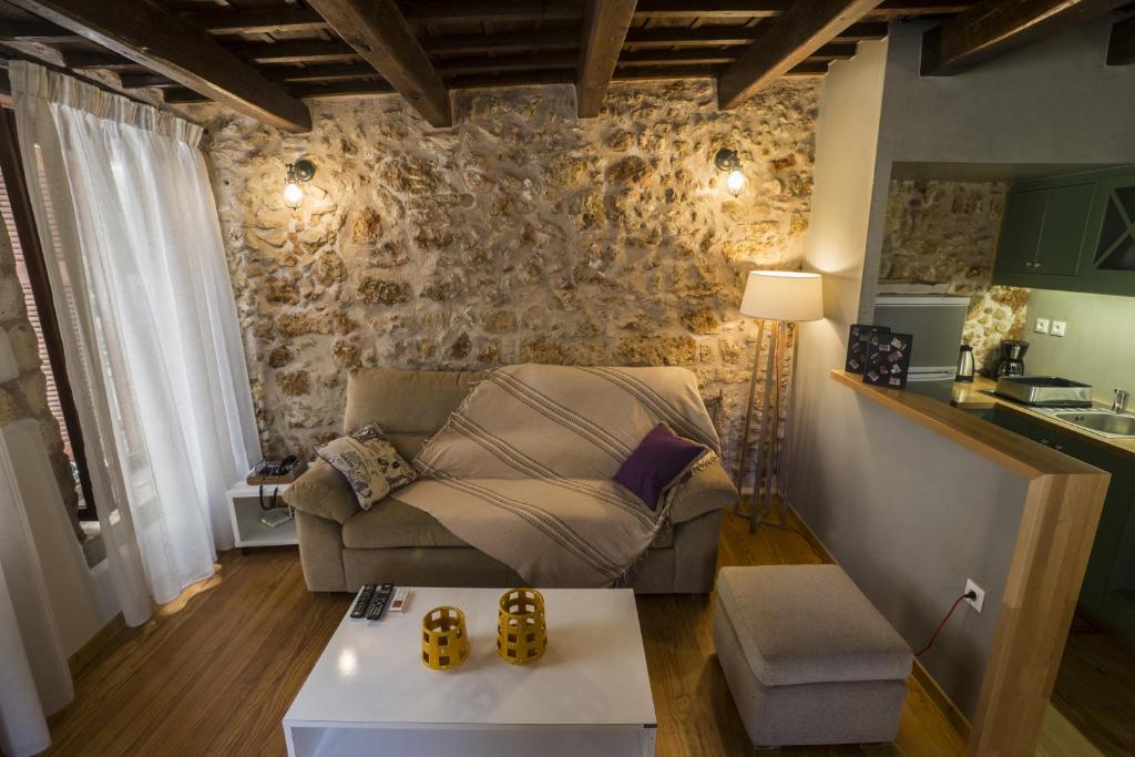 A seating area at Eulogia Casa