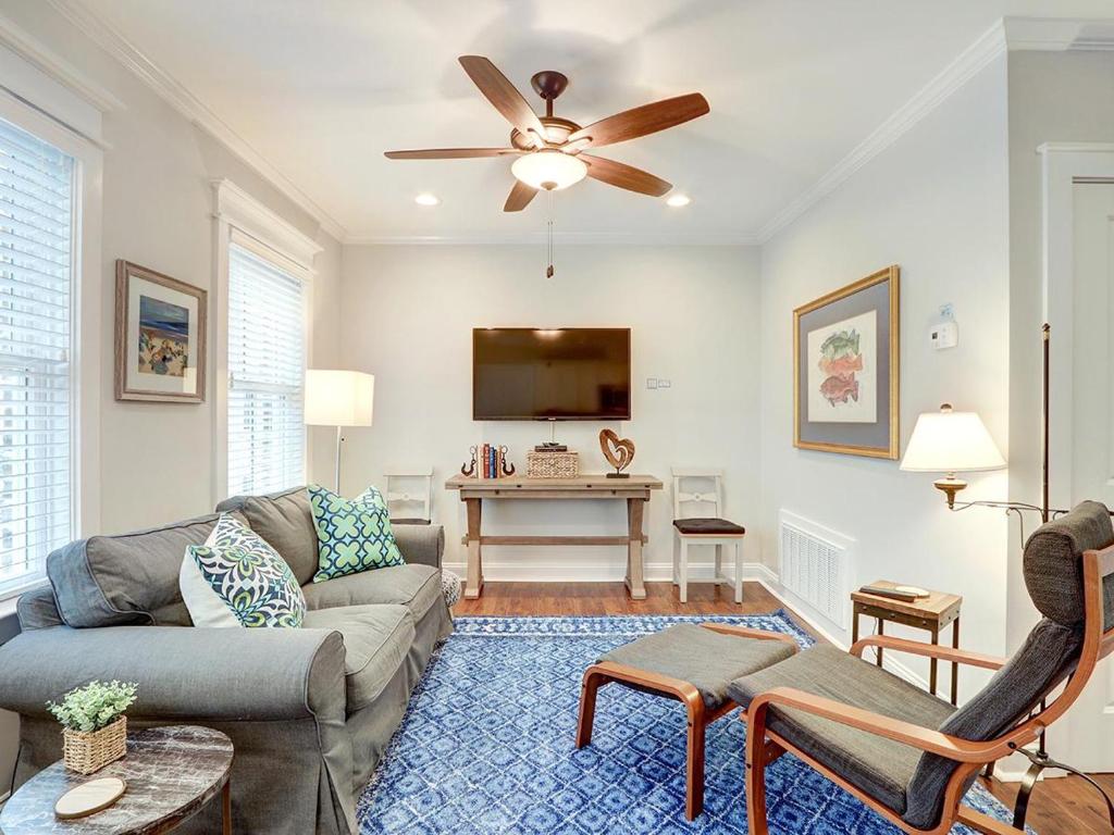 Liberty Carriage House, Savannah (updated prices 2024)