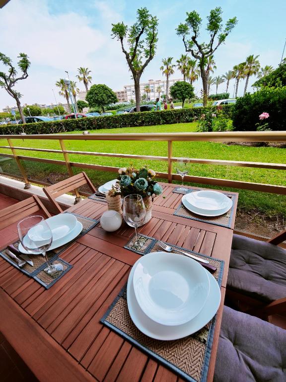 Fotografia z galérie ubytovania Apartamento vistas al mar de La Pineda! v destinácii La Pineda