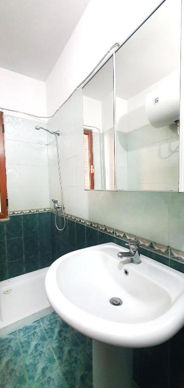 sea & sun apartment 1 - Image 7