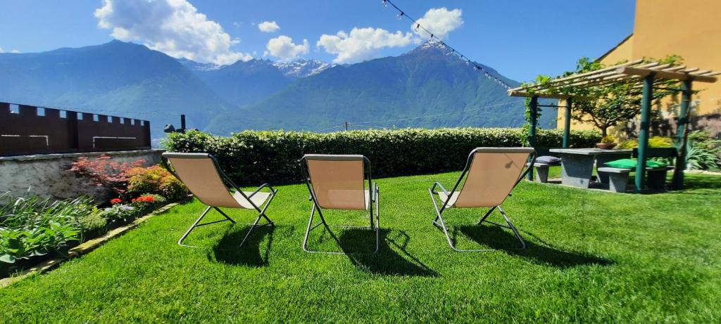 Nespecifikovaný výhled na hory nebo výhled na hory při pohledu z bed and breakfast