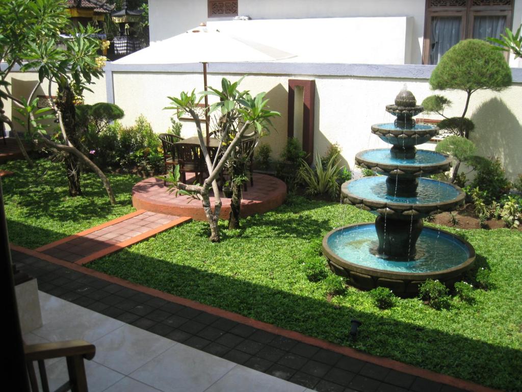 Zahrada ubytování Frangipani Homestay