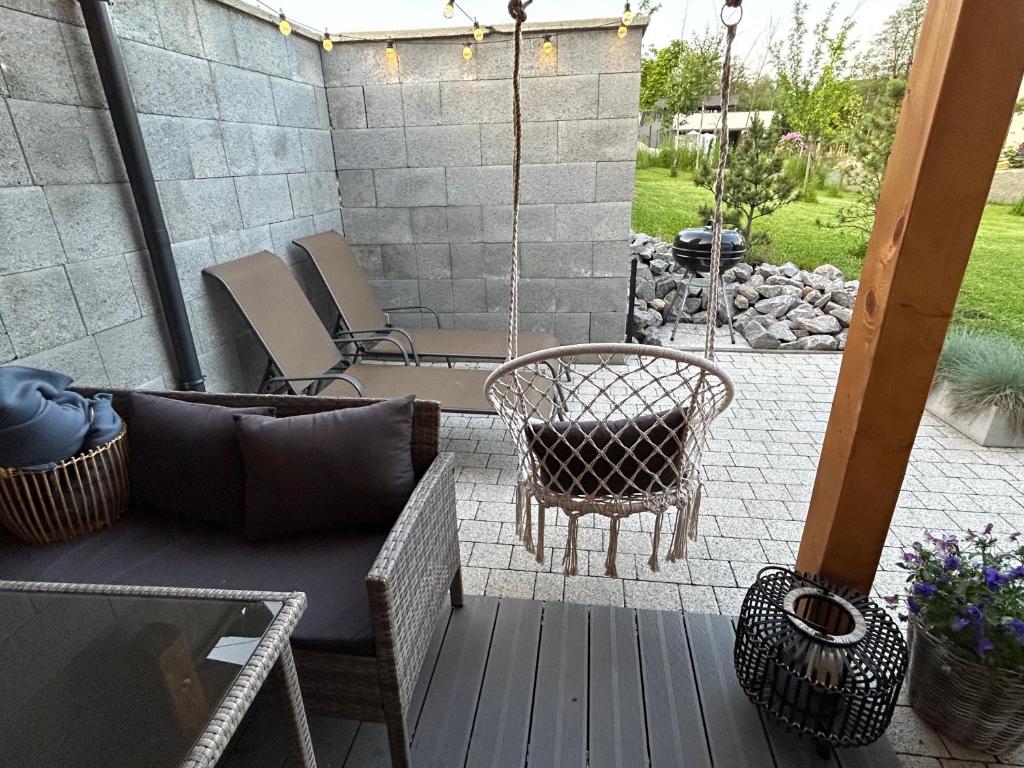 Balkón nebo terasa v ubytování FamilyFitHouse