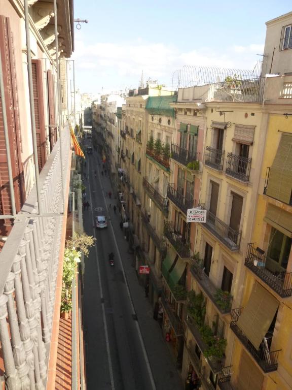 Hostal Iznájar Barcelona - Resim 15