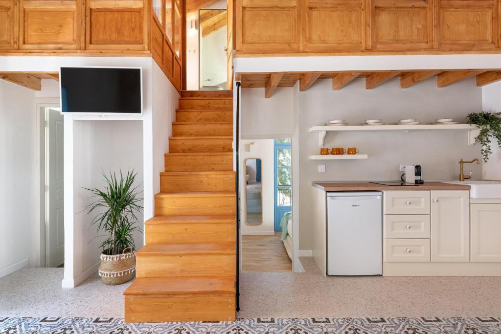 A kitchen or kitchenette at Cedrus Blue