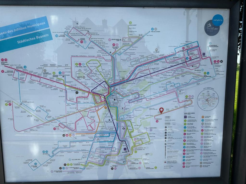 Good connection city apartment - Resim 12