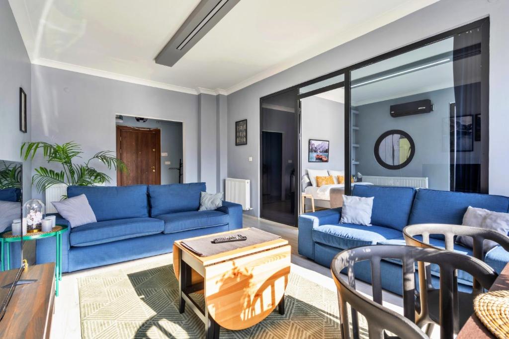 Fascinating Flat Near Bagdat Street in Kadikoy, Istanbul Updated 2024