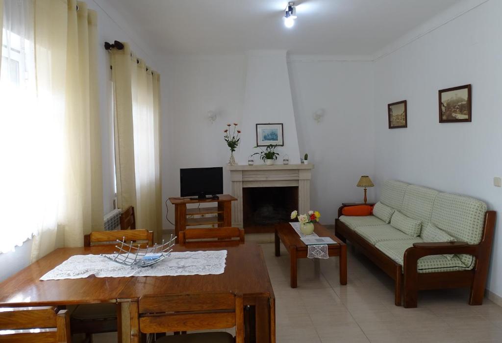 HAUS NUNES by Stay in Alentejo - Дом с одной спальней
