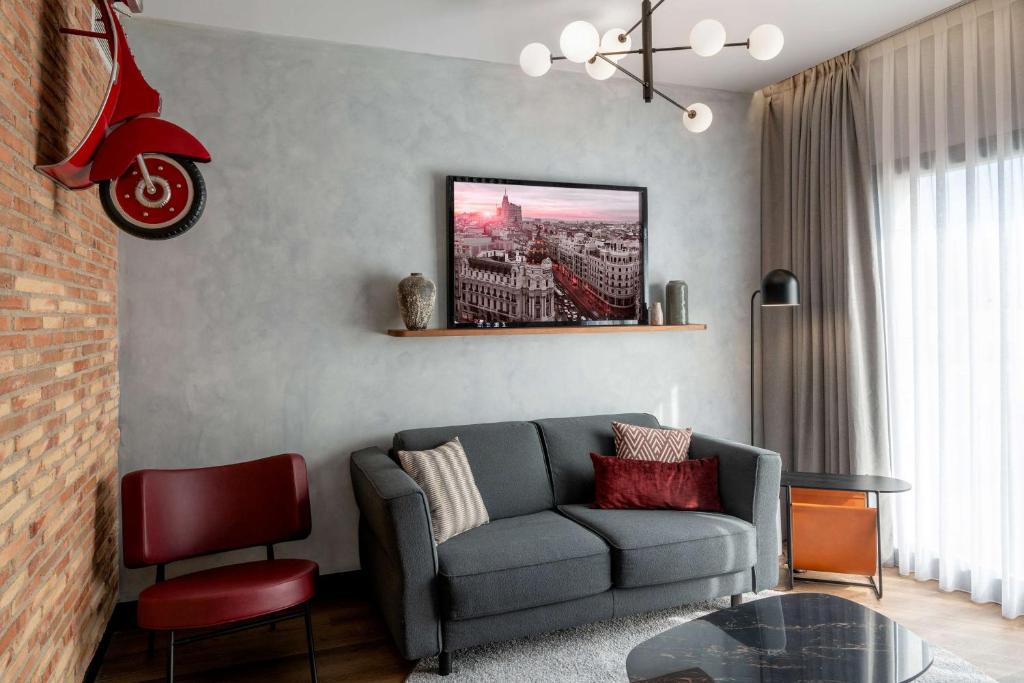 Radisson RED Madrid - Resim 42