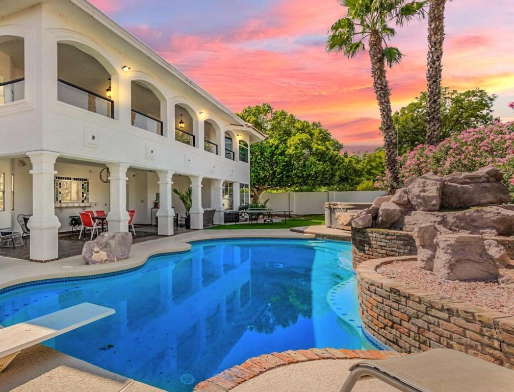 The Gatsby Villa Hotel Homes, Mesa, AZ