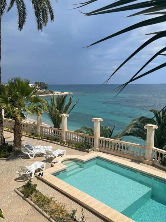 Villa palace unique avec plage privée, El Campello – Precios ...