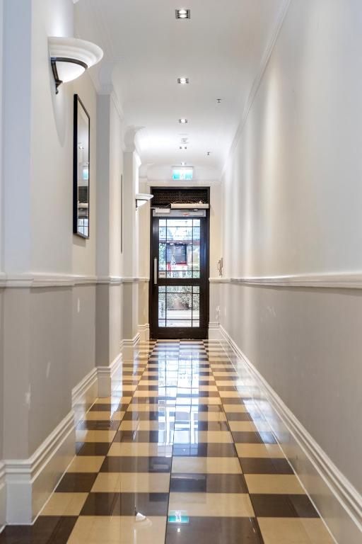 Quest on Queen Serviced Apartments - Resim 10