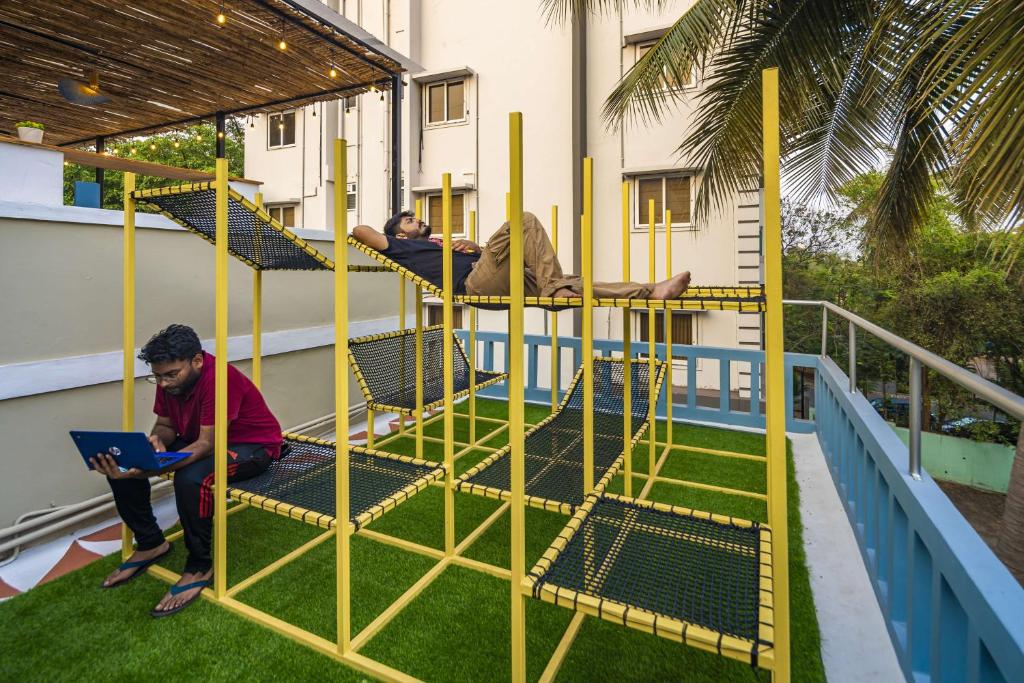 Herní místnost nebo prostor pro děti v ubytování Zostel Visakhapatnam (Vizag)