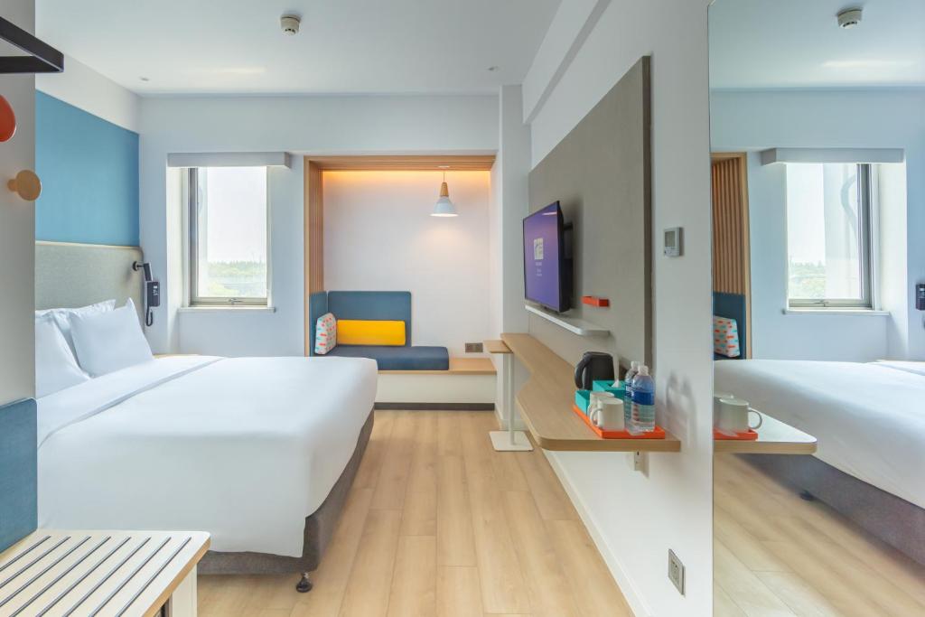 Holiday Inn Express Shanghai Pudong Airport, an IHG Hotel - Room King Estándar