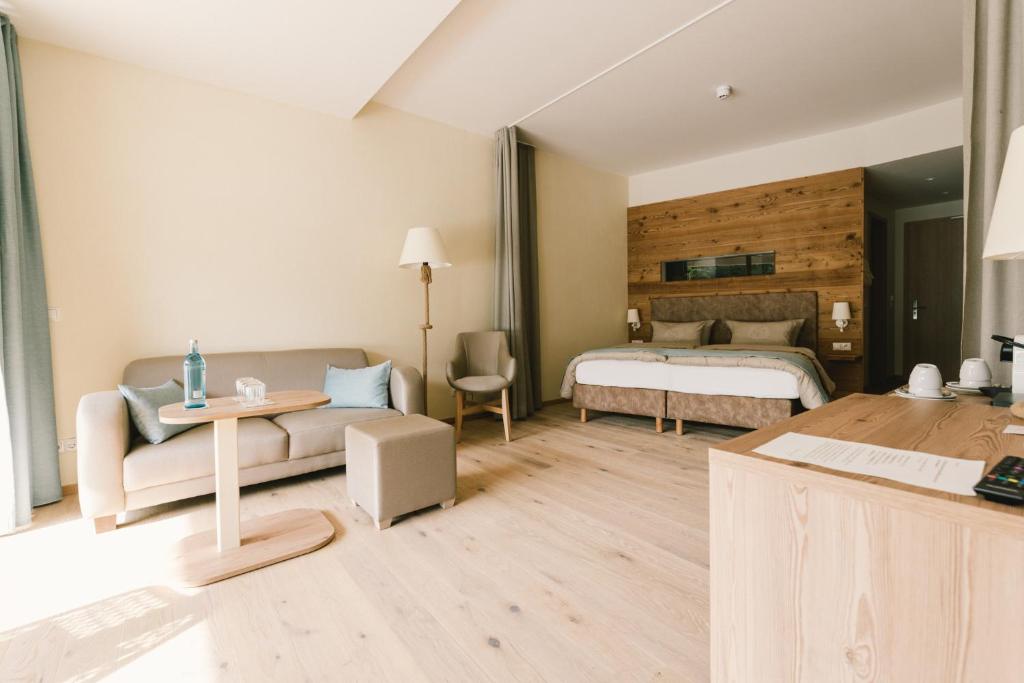 Insel der Sinne Naturhotel - Suite Familiar Con Balcón