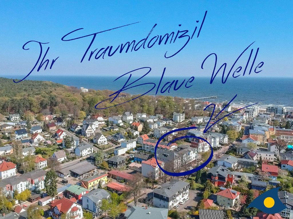 einen Blick auf eine Stadt mit den Worten Meine Umwandlungen in Transformationen Blauwal in der Unterkunft Blaue Welle Whg 18 in Bansin
