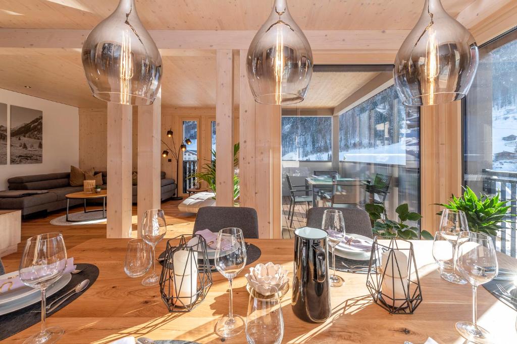 En restaurant eller et spisested på Akelei Apartment