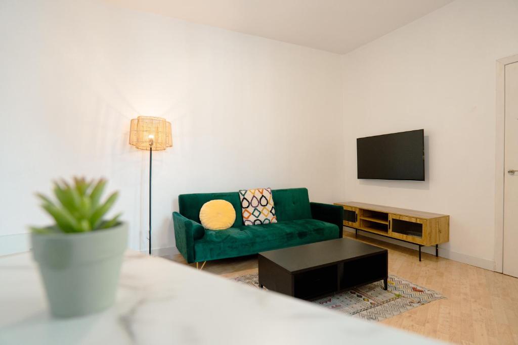 Live It Madrid Chamberi - One-Bedroom Apartment