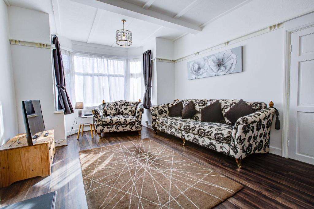 Holiday home Pass the Keys Large house in heart of Southend, SouthendonSea, UK