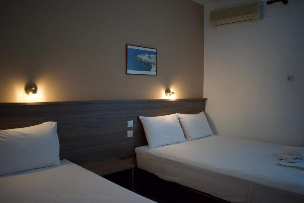 A bed or beds in a room at Studios Vaso
