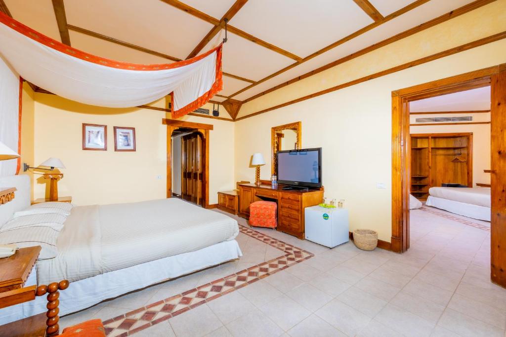 The Grand Resort - 9