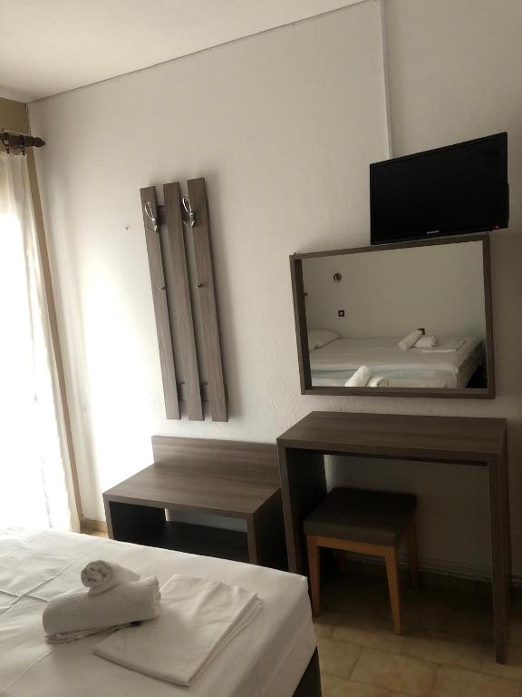 A bed or beds in a room at Studios Vaso