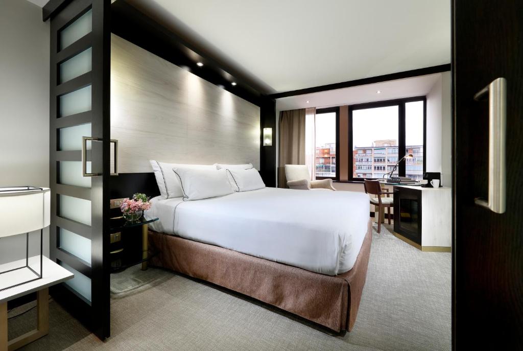 
The Level Junior Suite
