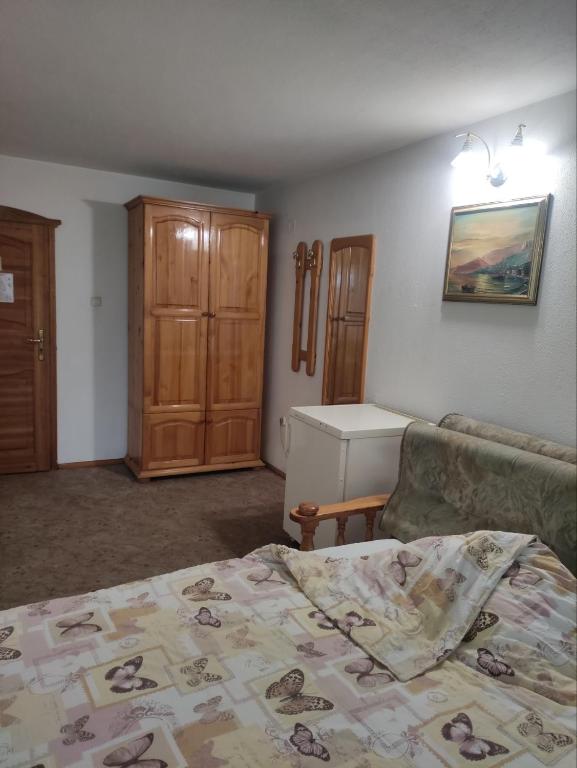 Хотел ЗЛАТНА КОТВА - Large Double Room