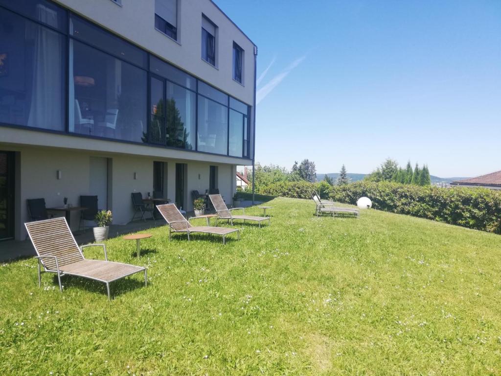 Das Bergschlösschen - Double Room With Garden View