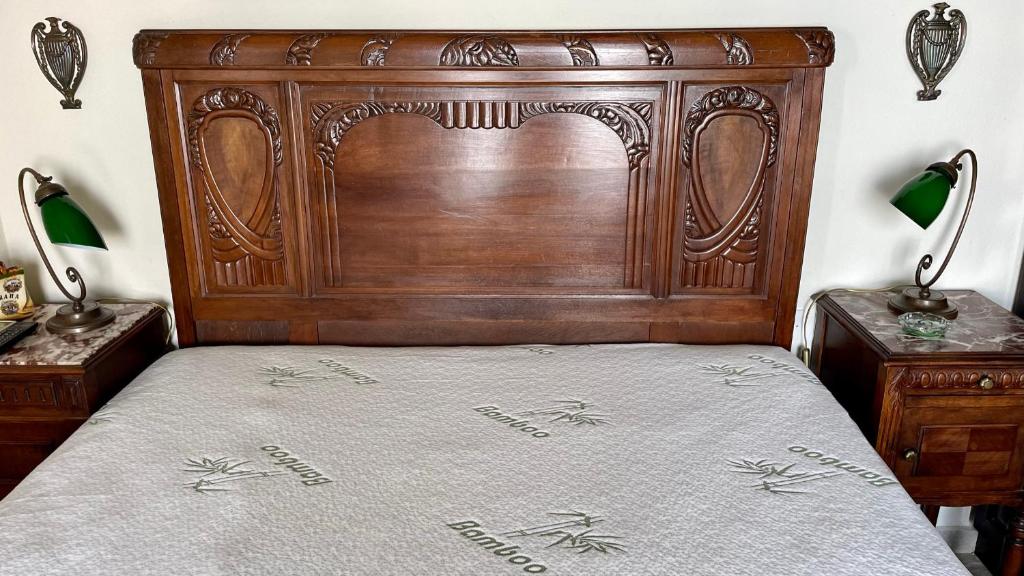 Postel nebo postele na pokoji v ubytování Iris Sea View Villa