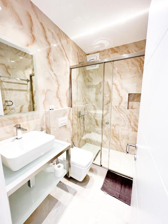 Un baño de Ionian View B&B