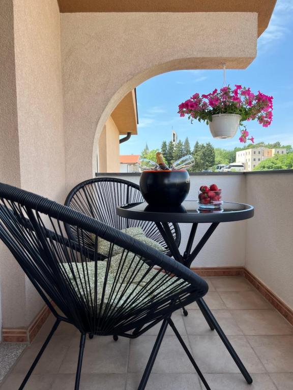 Μπαλκόνι ή βεράντα στο Apartment HUMAC, Ljubuški