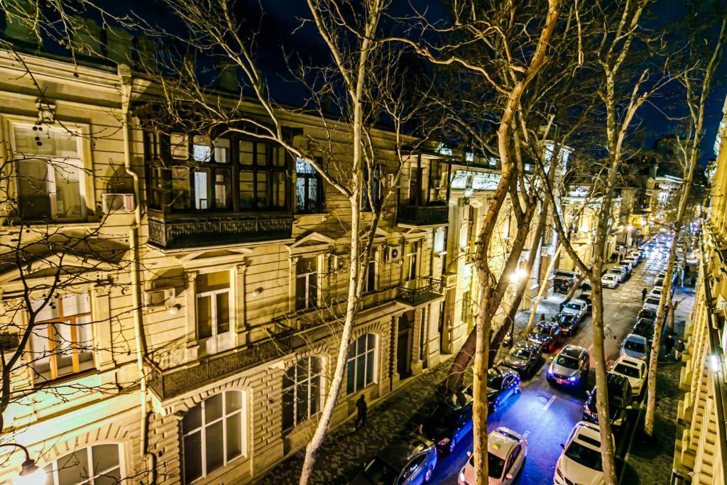 Apartment Music Theatre در باکو
