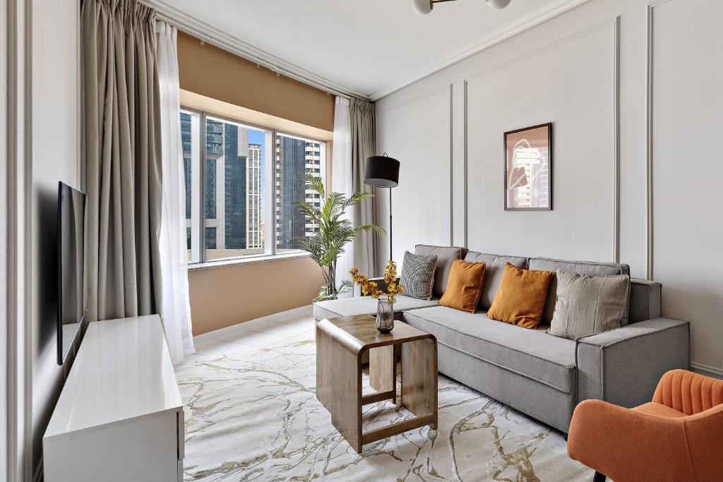 Silkhaus in DIFC 2BDR close to metro station in 21st Century Tower