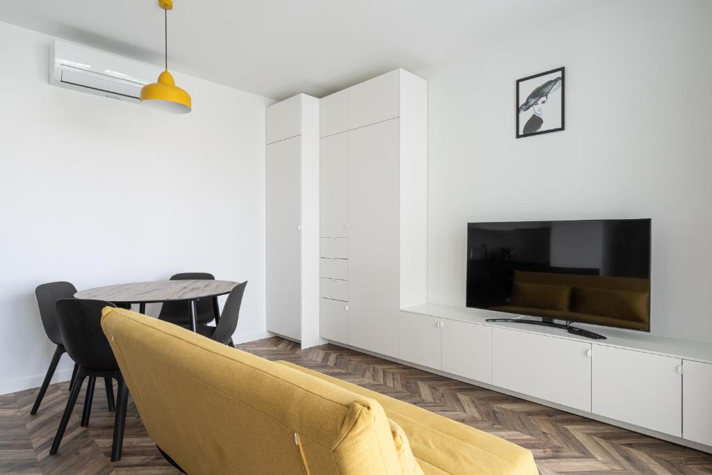 RentPlanet - Przedmieście Oławskie - 4